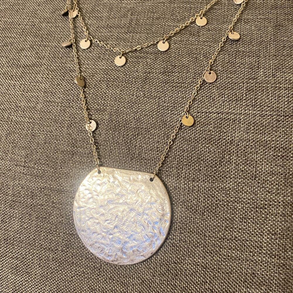 CANAVAS Silver Hammered Disc Layered Necklace